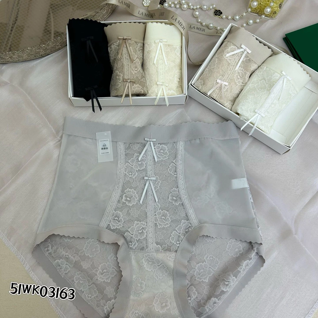 03163玉簪玉磐 高腰软蕾丝拼接印花轻薄无痕包臀内裤3条装