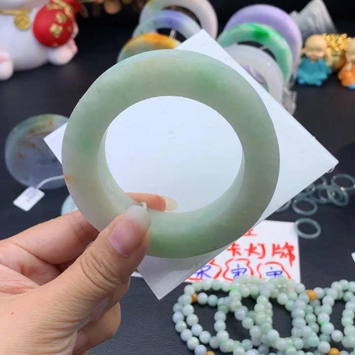 定制翡翠手镯未镶嵌