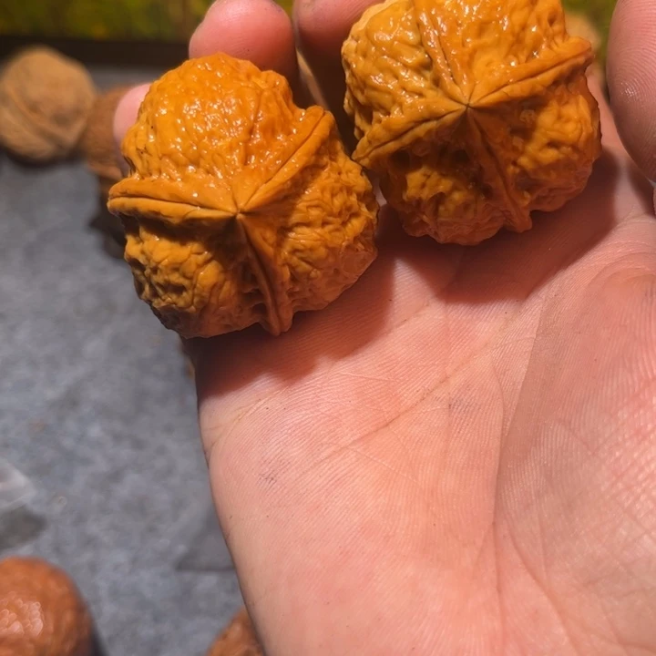 文玩核桃吊坠滇西86