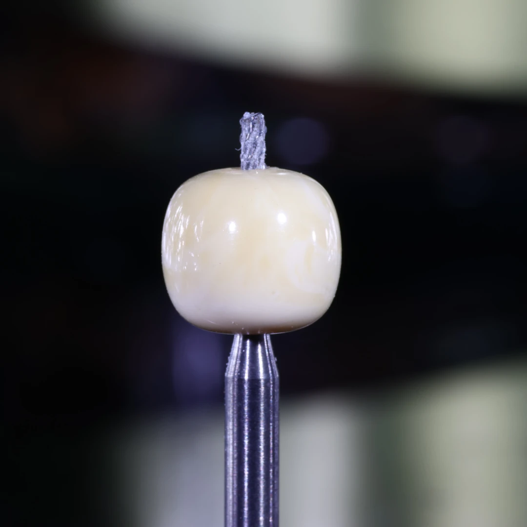 7m老型天然原矿一物一图白花蜡满蜡精工顶珠单珠蜜蜡配饰-B431