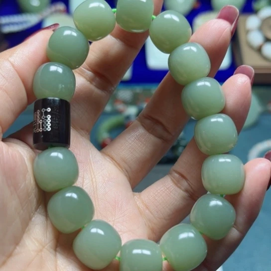 未镶嵌手链和田玉