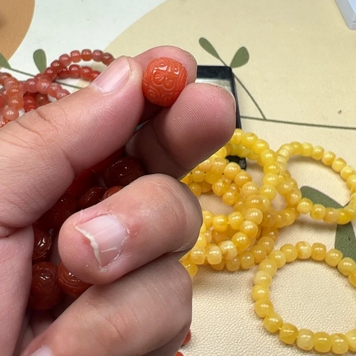 吊坠白玉菩提红色3609