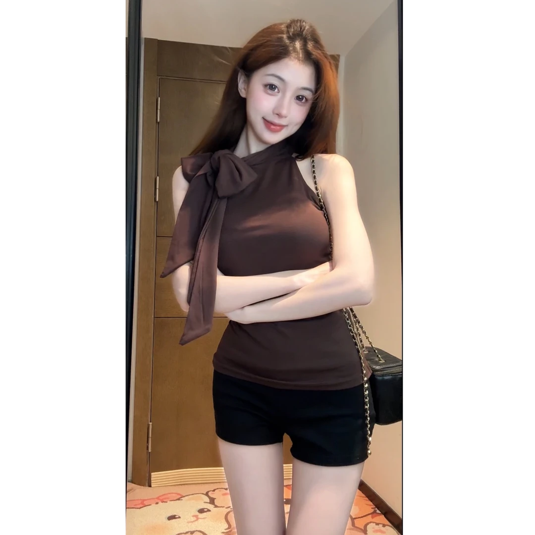 【XIAOBAWANG】法式设计感蝴蝶系带时尚套装女2025新款修身上衣T