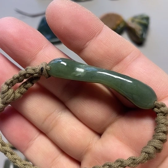 岫岩河磨玉（透闪石质玉）未镶嵌挂件