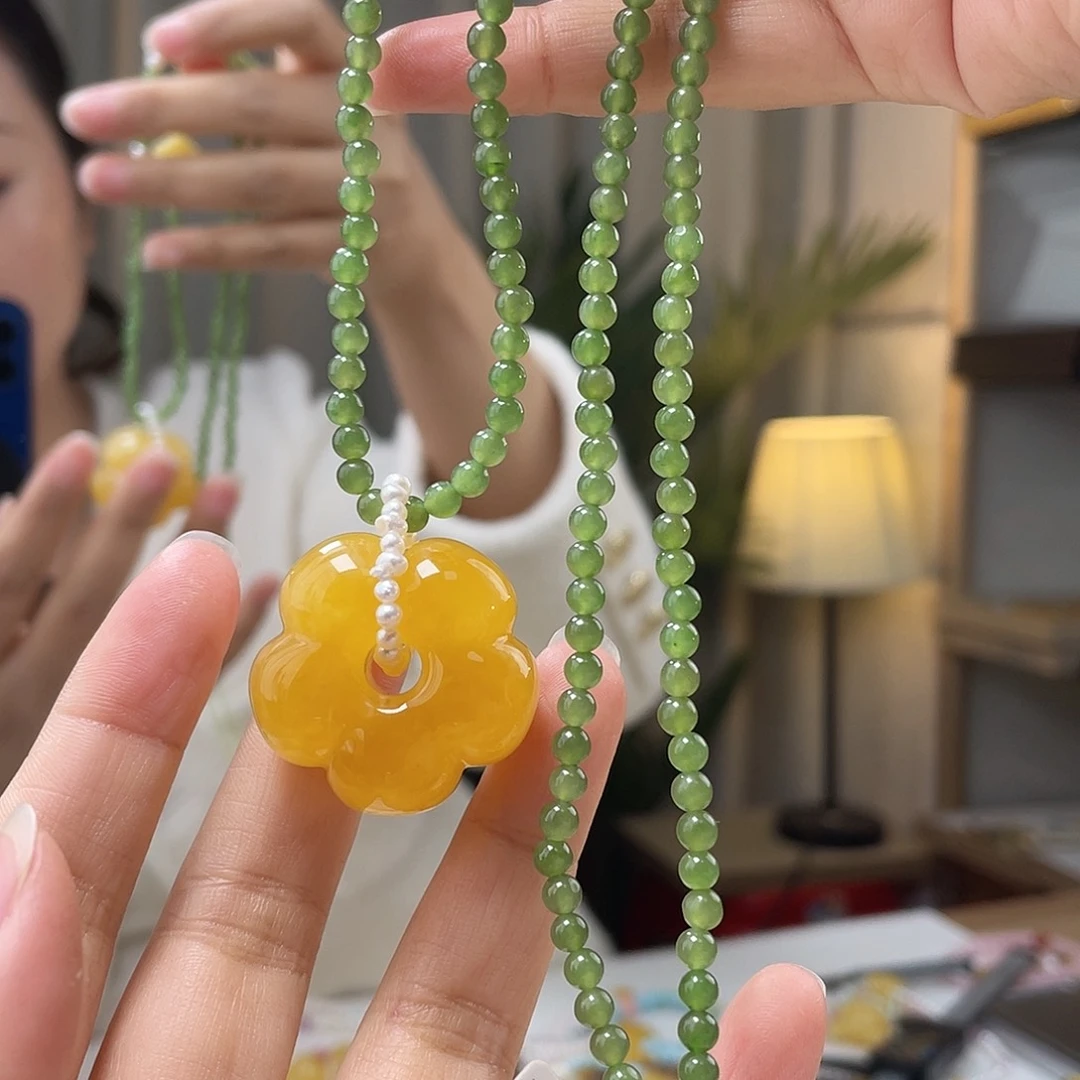 琥珀裸石未镶嵌蜜蜡吊坠