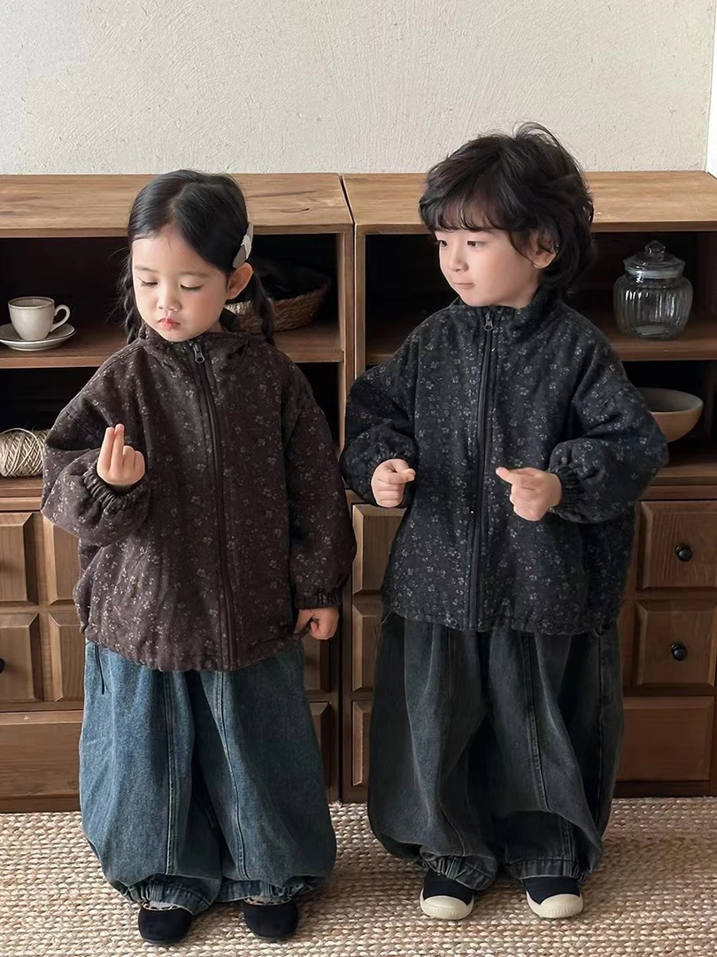 2025秋季新品韩版男女童碎花洋气夹克外套复古拉链衫上衣jy2556