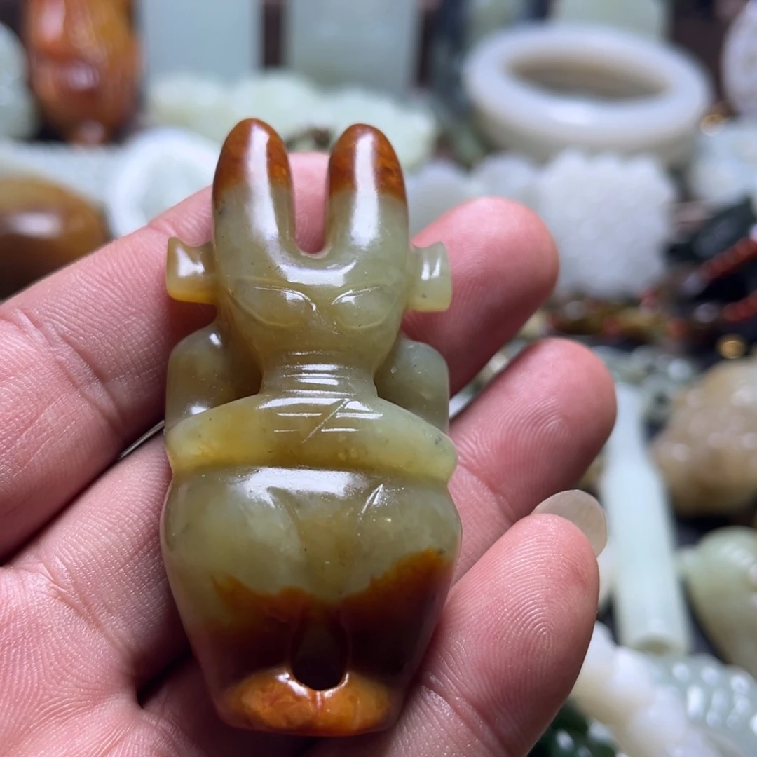 和田玉未镶嵌挂件