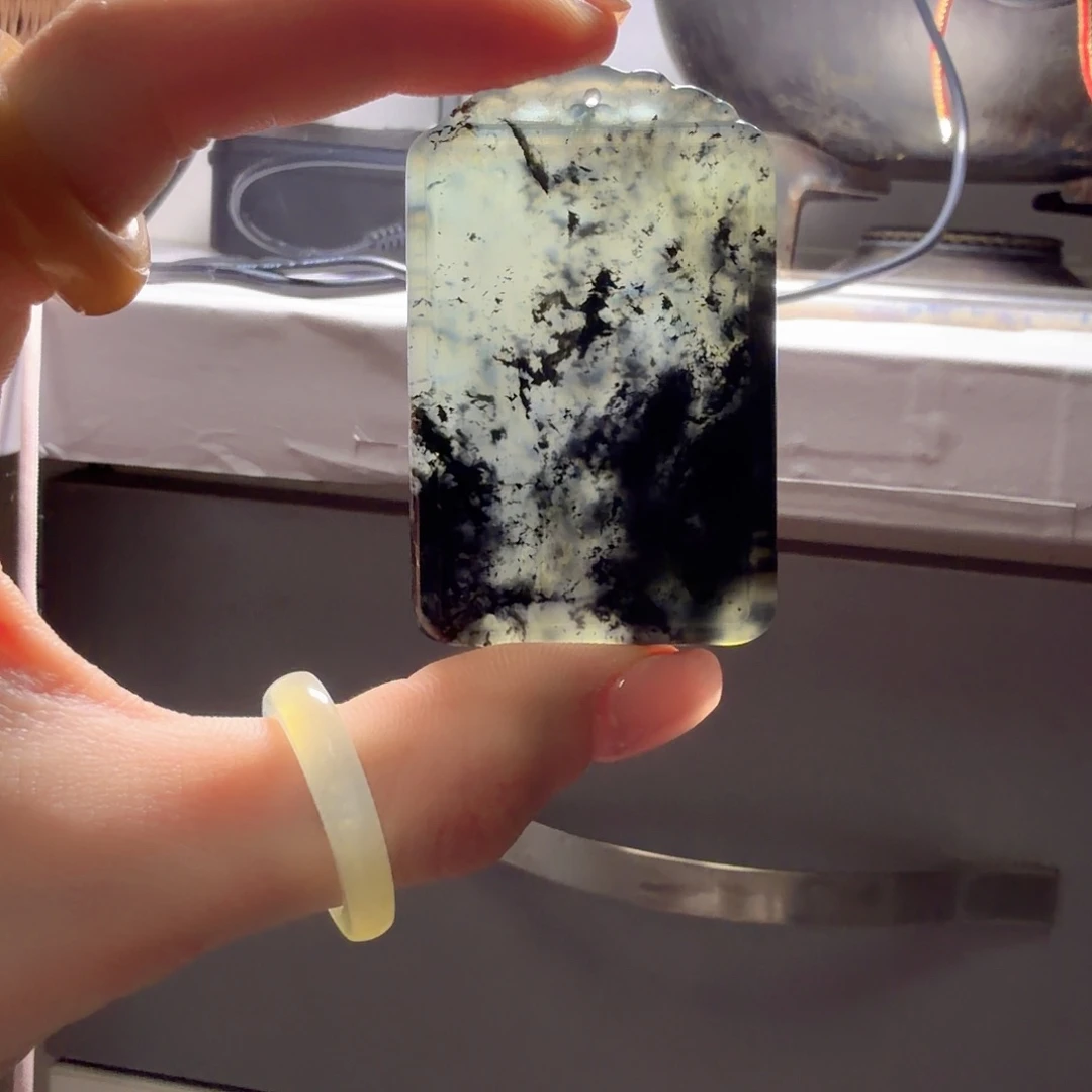 *****岫玉未镶嵌平安无事牌