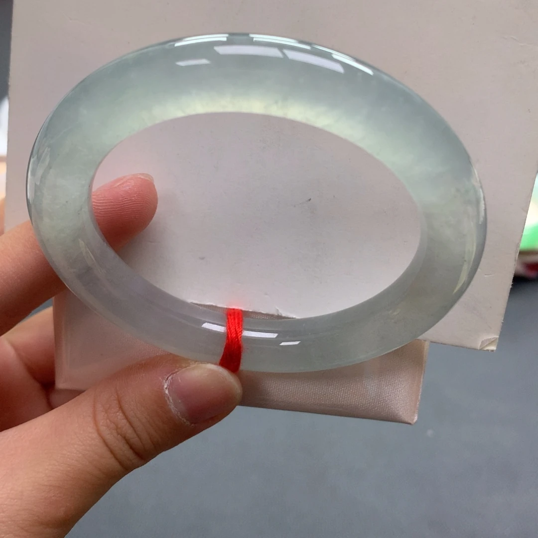 翡翠未镶嵌手镯1号54.7胖圆超级冰条子强推高性价比（完美度比较高