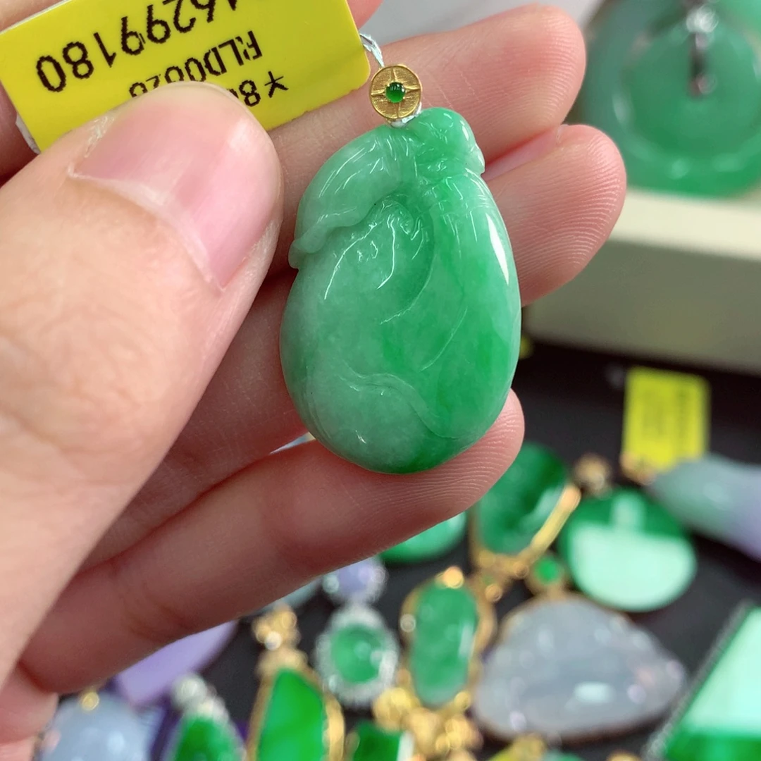翡翠18K金镶嵌吊坠(不含链)