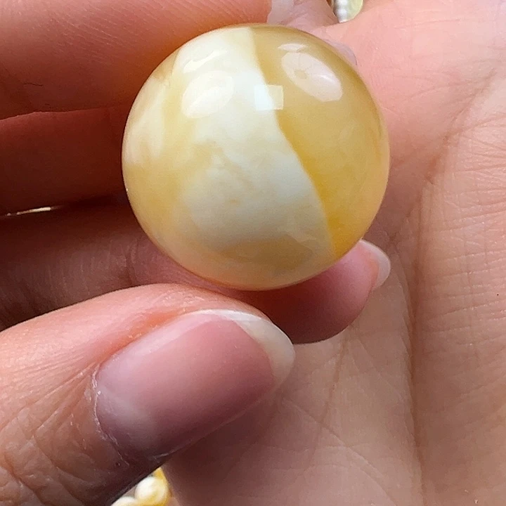 蜜蜡未镶嵌珠宝奇石