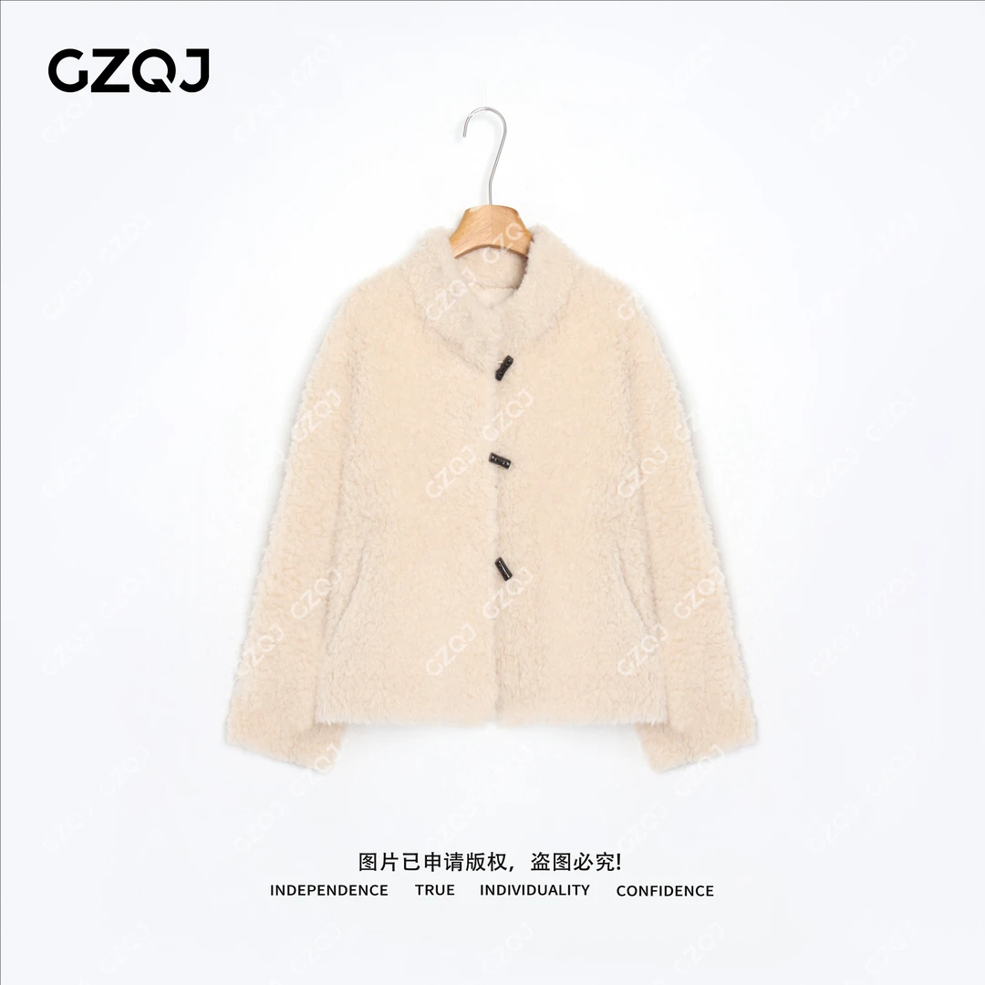 老琴私服【初雪呢喃】100绵羊毛设计感时尚毛毛保暖外套女冬  31570