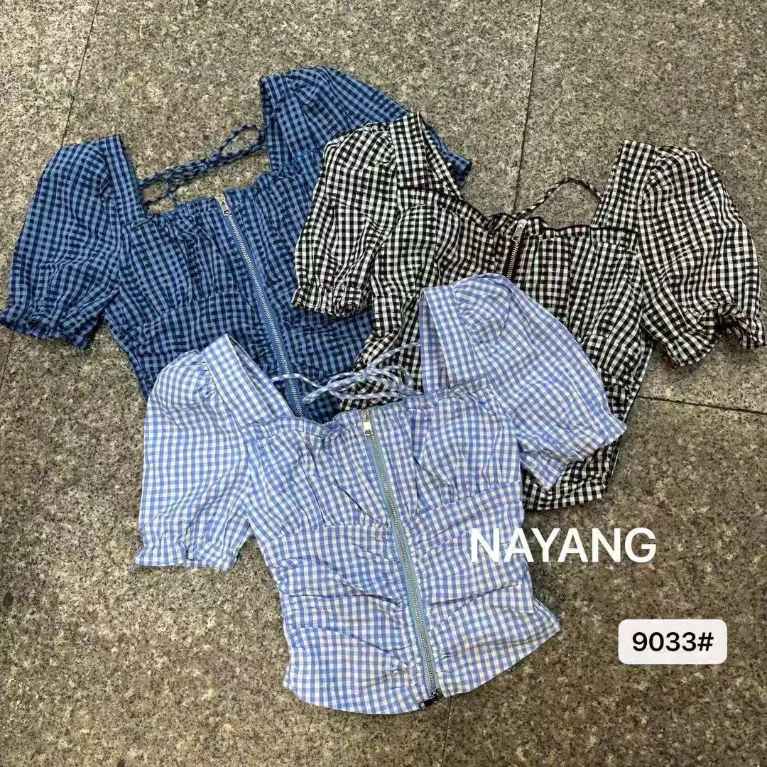 雯雯家 2025夏季新款方领格子泡泡袖褶皱拉链上衣女