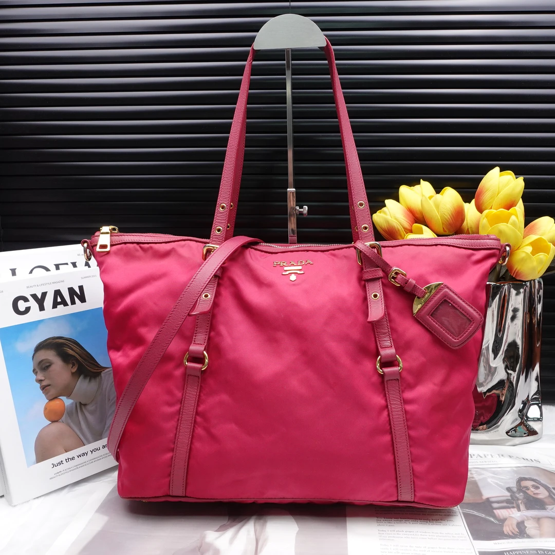 95新 Prada/普拉达 单肩包/T10223726