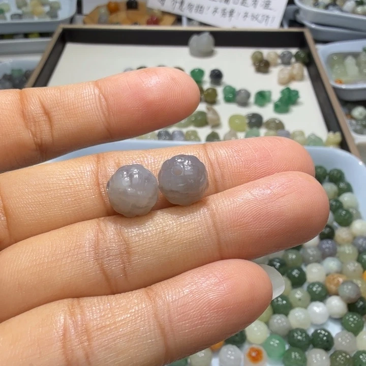 阳***叶未镶嵌和田玉珠宝半成品
