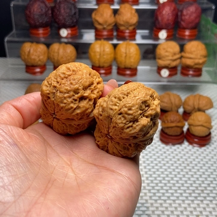 文玩核桃把件31香妃元宝蟾