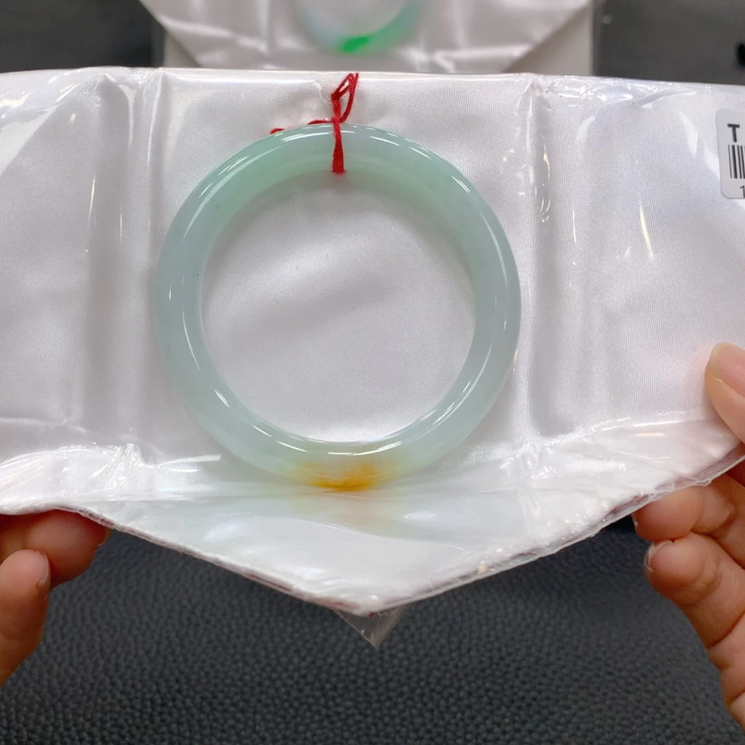 翡翠未镶嵌手镯6号