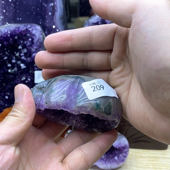 未镶嵌水晶大型摆件（非配饰）$****$