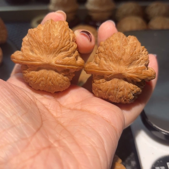 把件文玩核桃42全品血麒麟