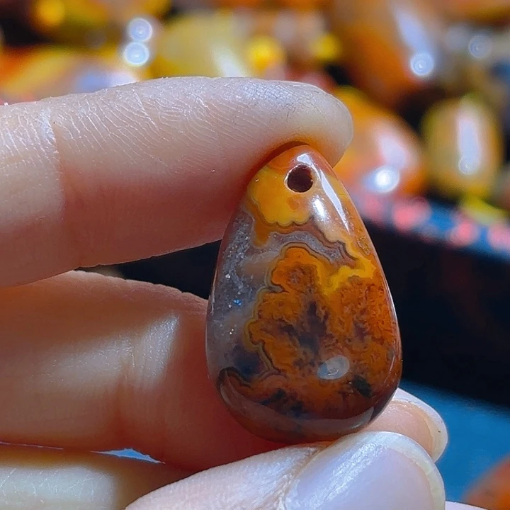 玛瑙/玉髓吊坠(不含链)未镶嵌青**湖