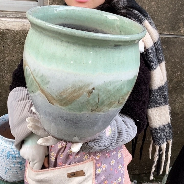 紫砂花盆瑕疵口27高30瑕疵