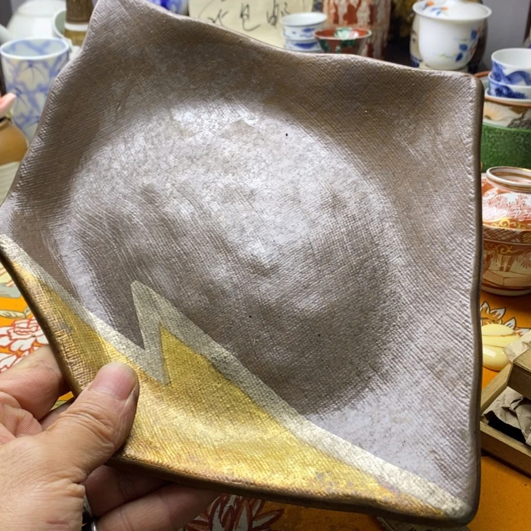 瓷片在干嘛的我还以为自己没看