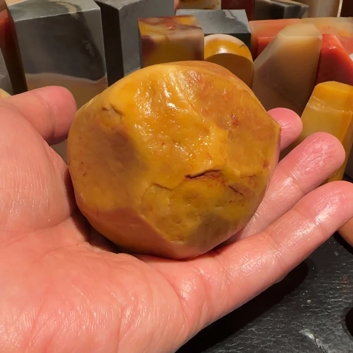 老挝石田黄原石，