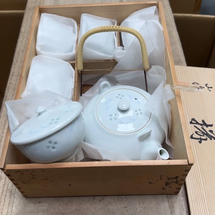瓷片哈哈哈哈哈哈哈哈哈哈哈