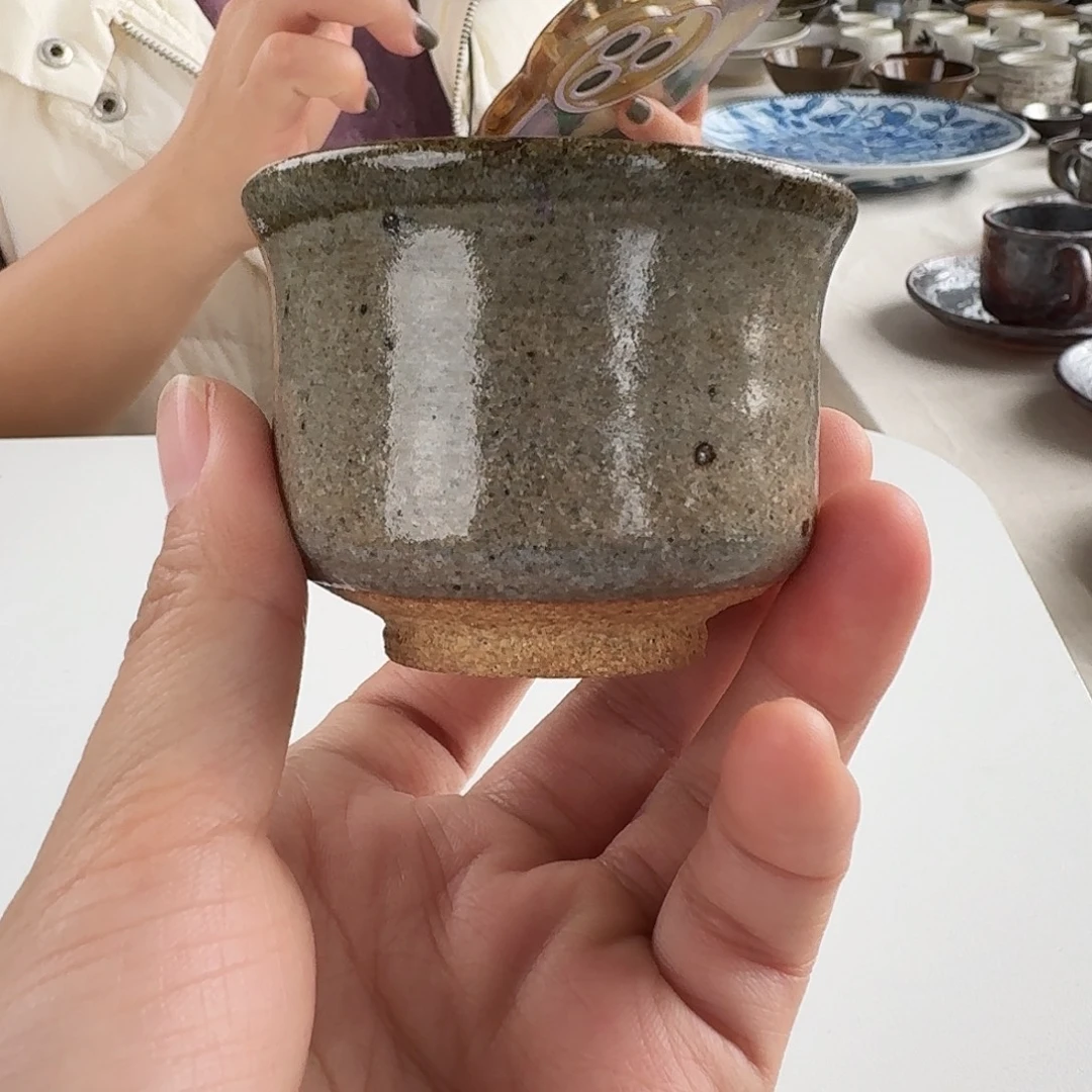 瓷片青唐津茶杯容量70ml