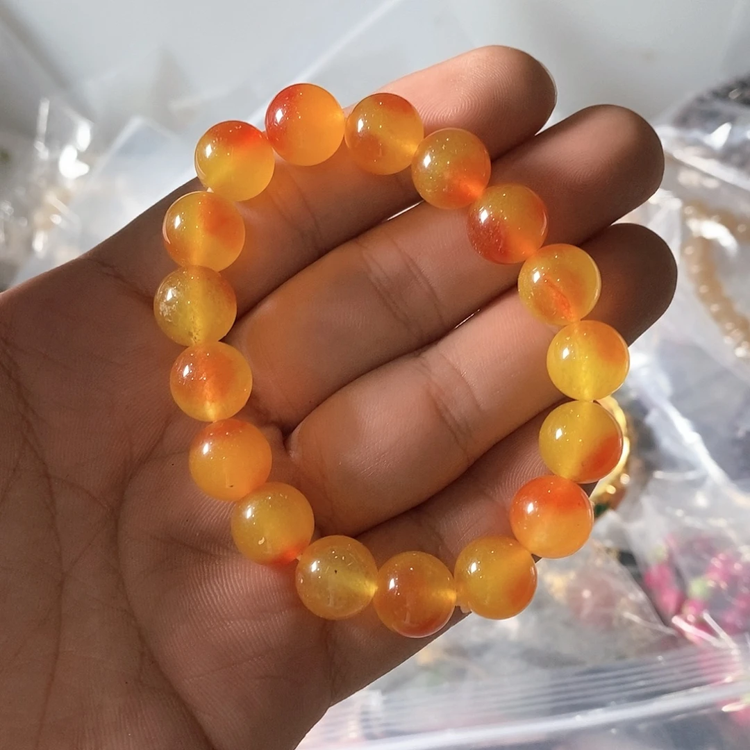 只买单纯的吊坠，没带链子，属的性质。