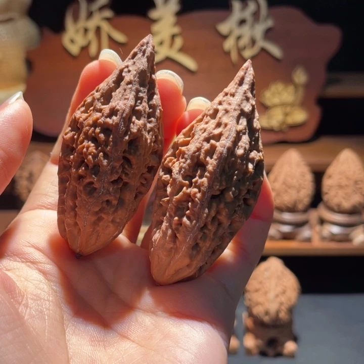 文玩核桃吊坠柳叶1