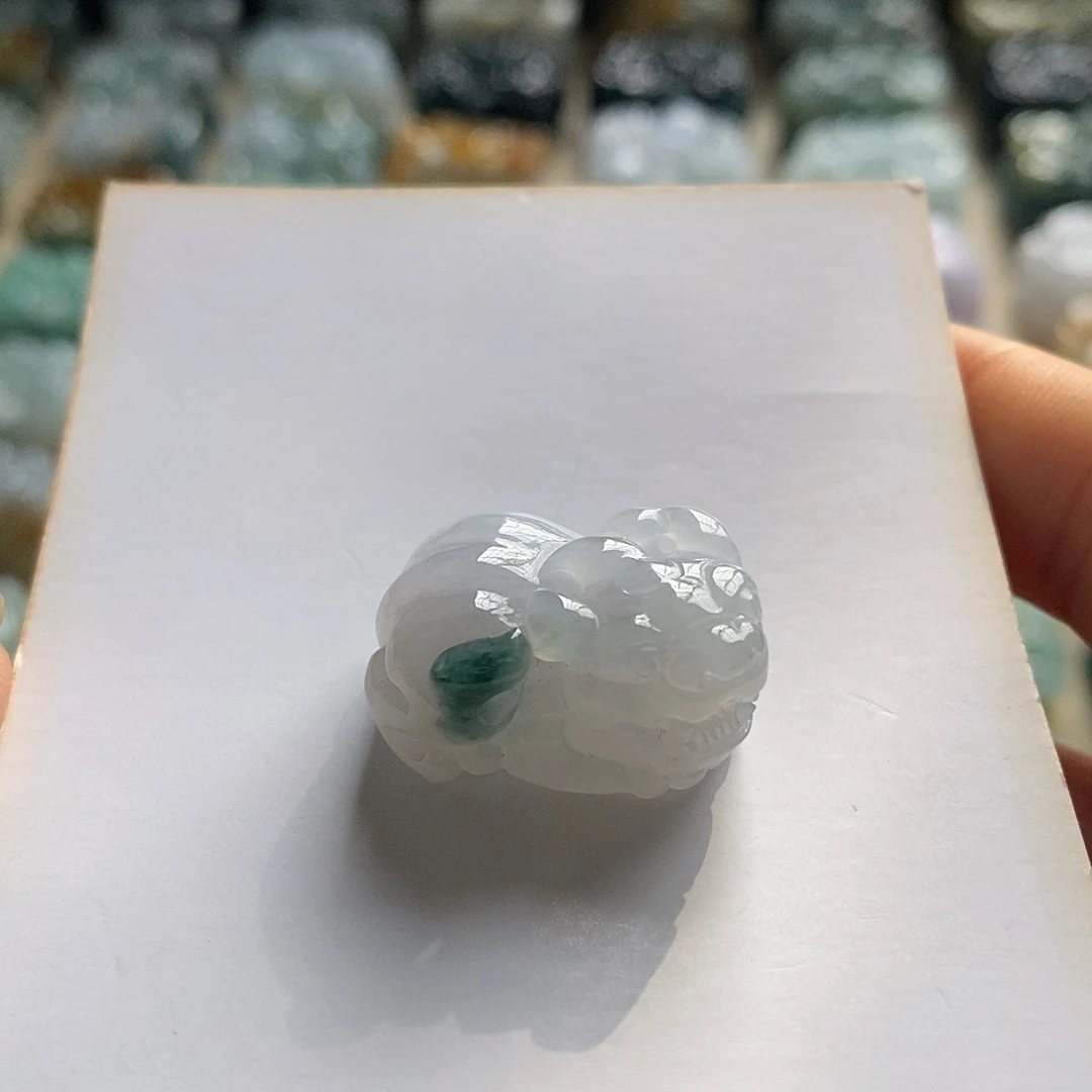 颈饰未镶嵌翡翠天然翡翠貔貅吊坠