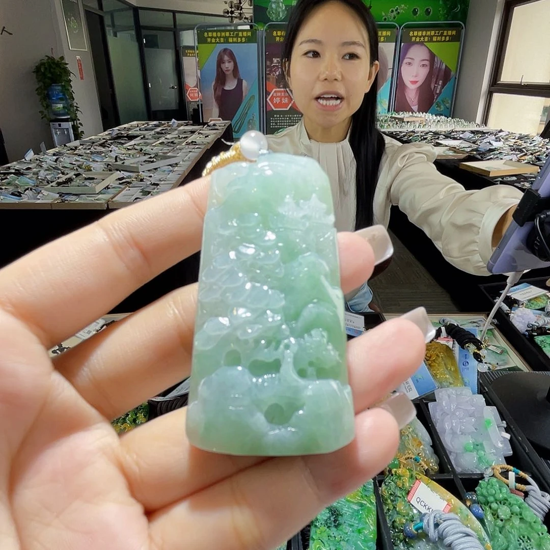 颈饰未镶嵌翡翠一