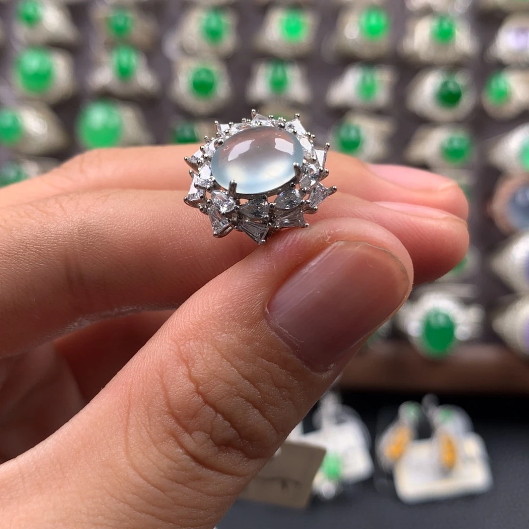 定制翡翠未镶嵌翡翠a货蛋面戒指