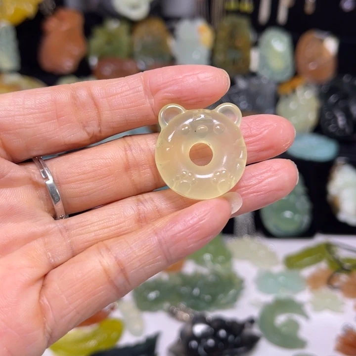 蛇纹石玉未镶嵌吊坠(赠链)