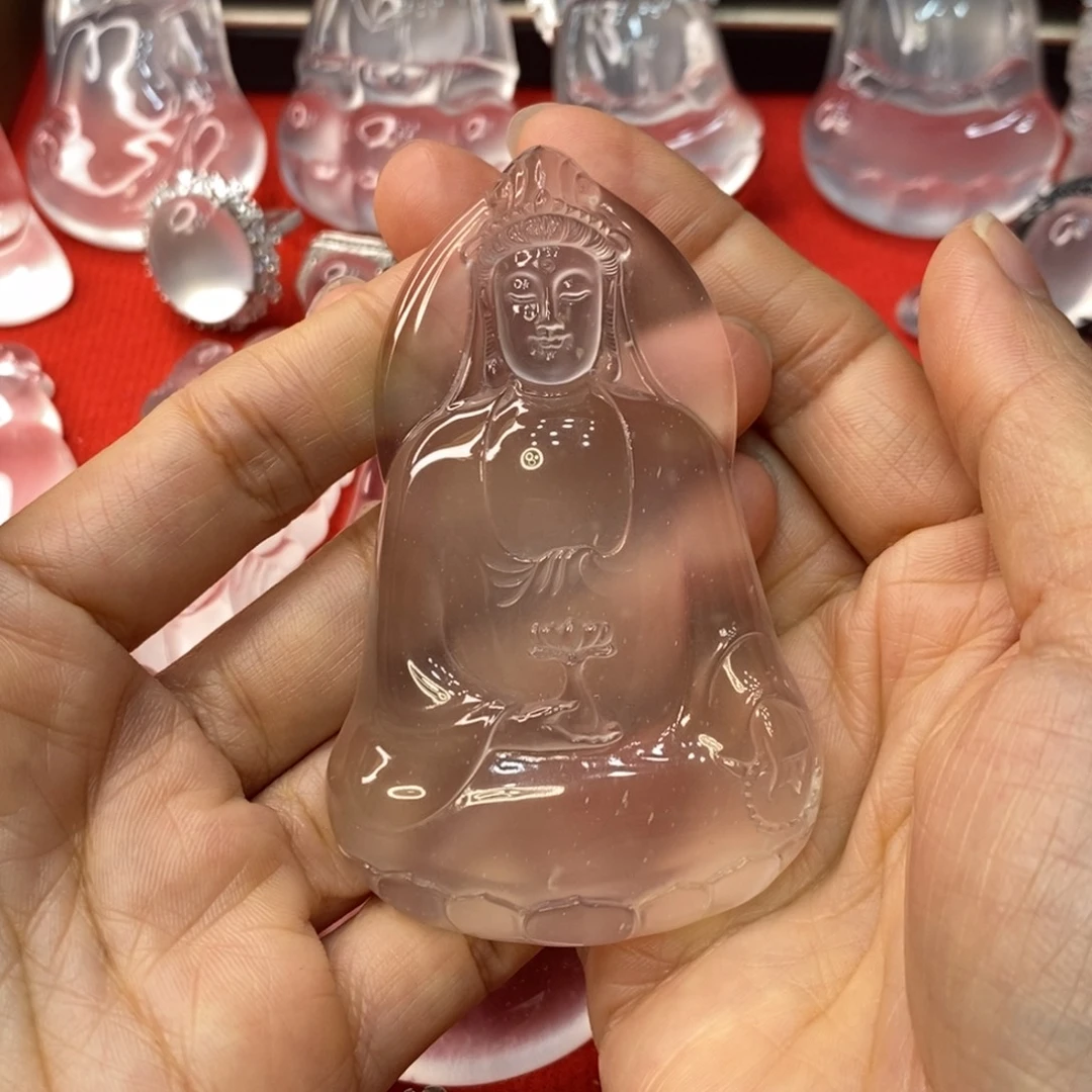 黑***天石英质玉未镶嵌吊坠