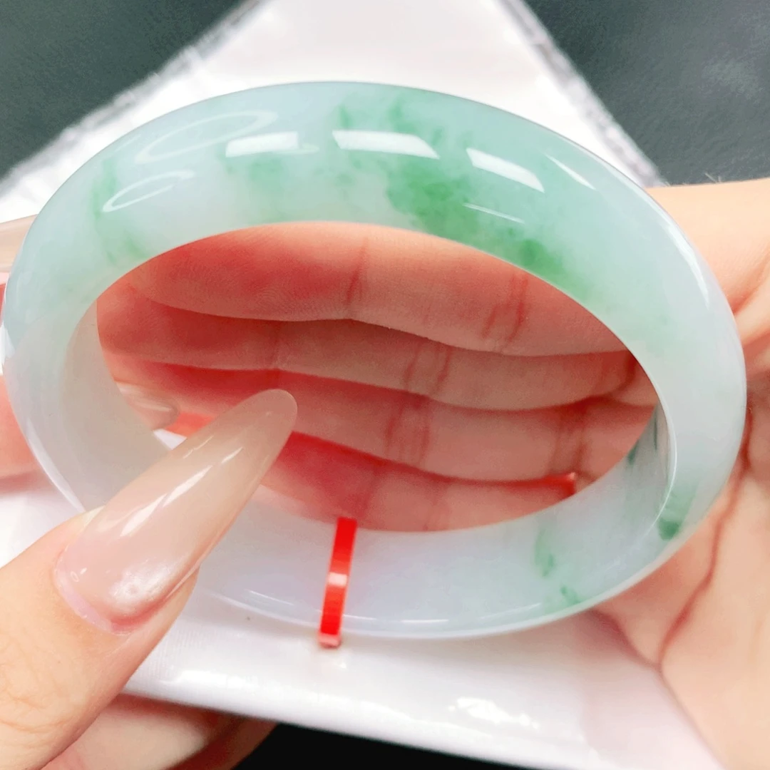 翡翠未镶嵌手镯60