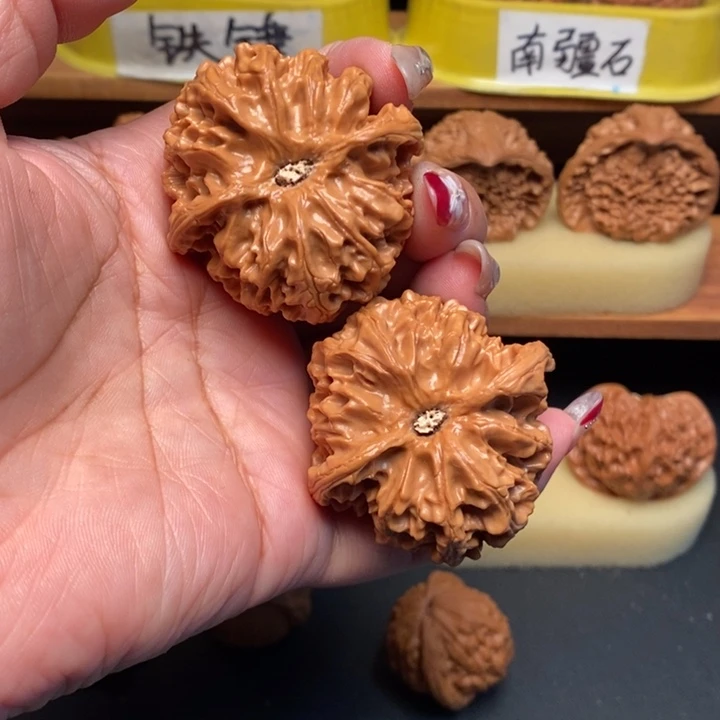 文玩核桃吊坠45全品苹果园