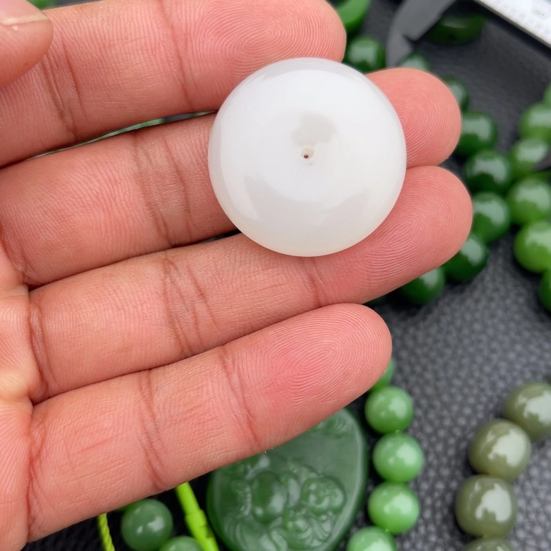 和田玉（糖玉）未镶嵌车挂