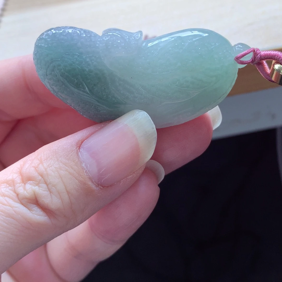 翡翠颈饰未镶嵌吊坠