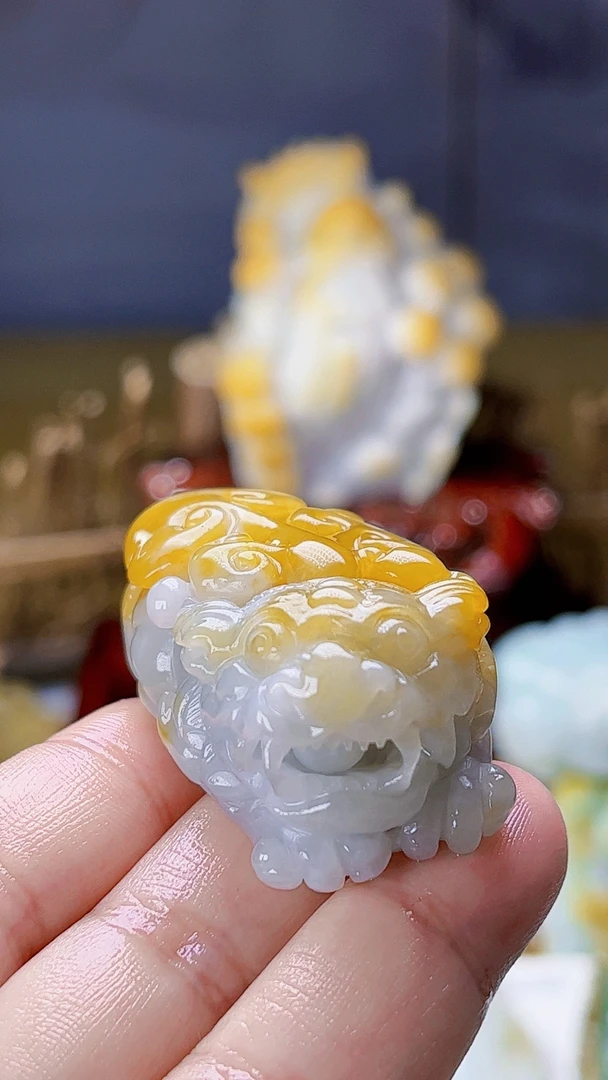 【新春好物】天然缅甸翡翠油黄翡含珠貔貅毛货需抛光尺寸47-27-23