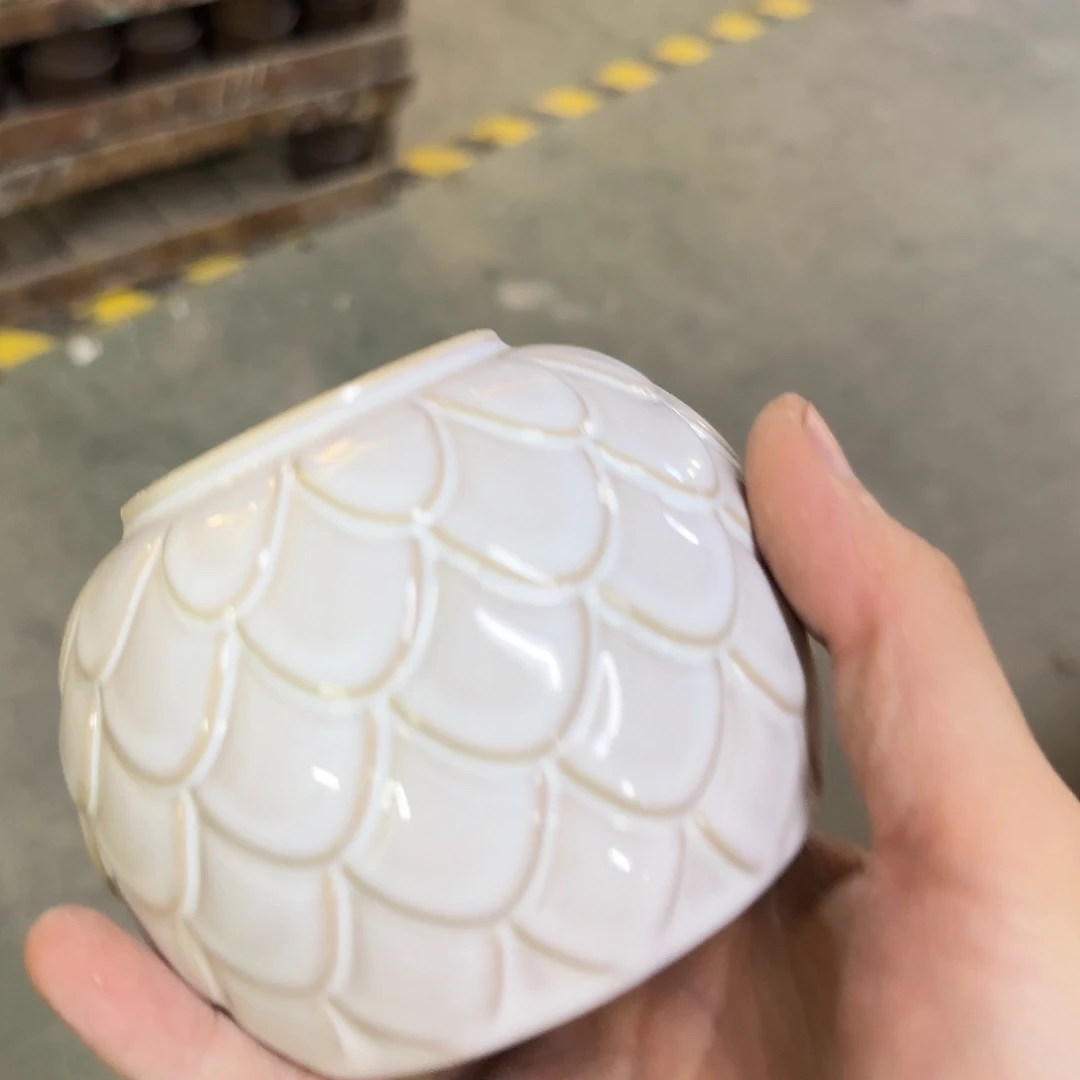 福利局库存尾单·有孔花盆当天满9元发