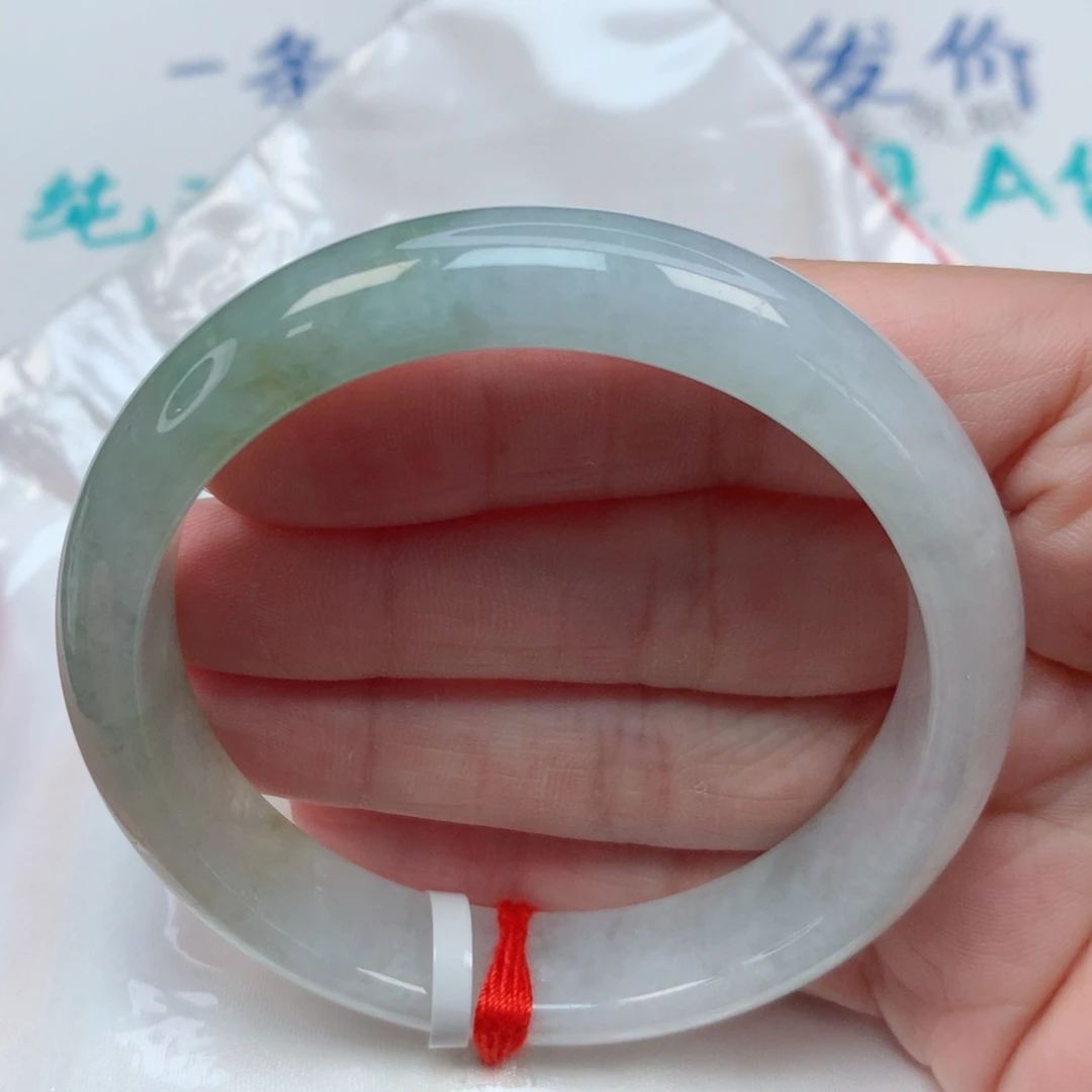 翡翠手镯未镶嵌57圈 半山水意境 下播福利