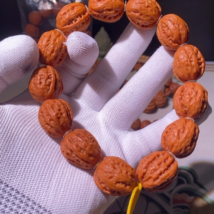 文玩核桃手串……46