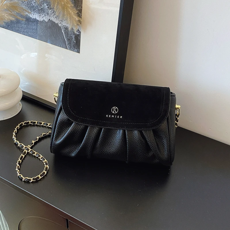 女士时尚百搭洋气褶皱云朵链条单肩斜挎包女款爆款2025水桶包