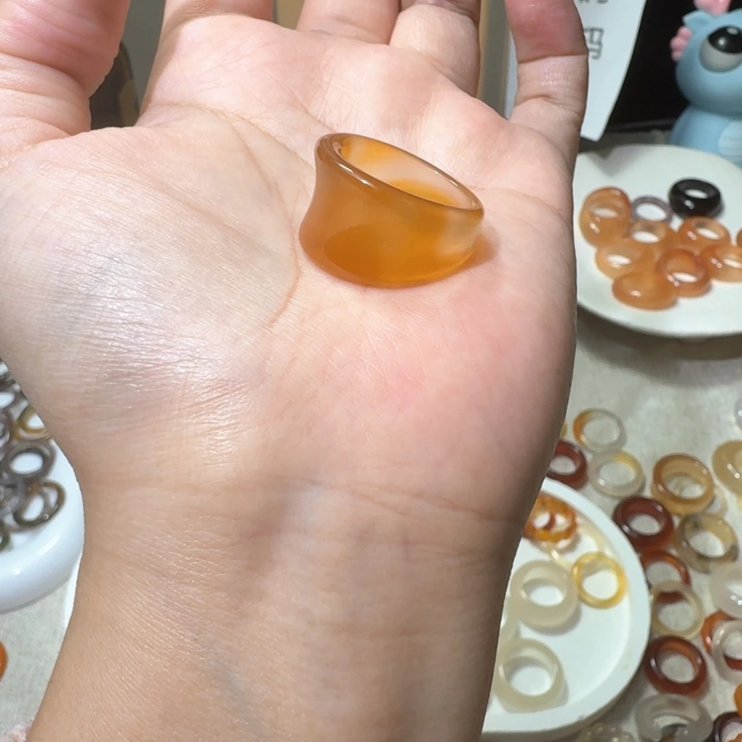 未镶嵌戒指玛瑙/玉髓620卡18.7