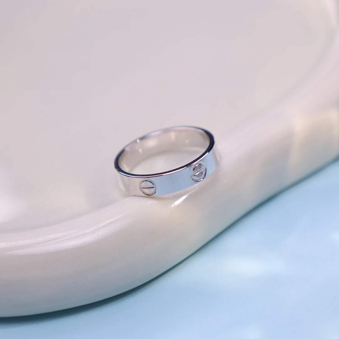 维尔珠宝铂金PT950卡家一字铂金戒指简约时尚经典