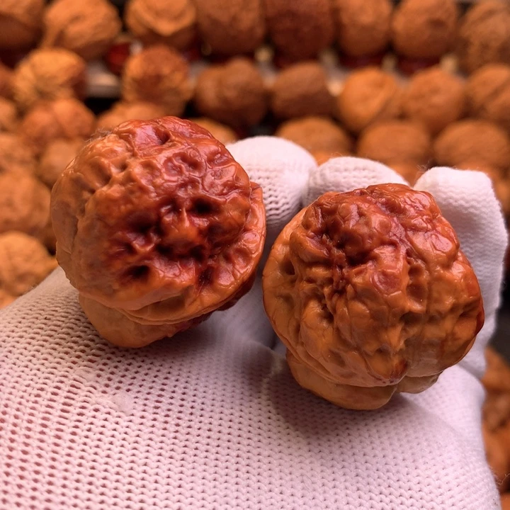 文玩核桃吊坠9……….