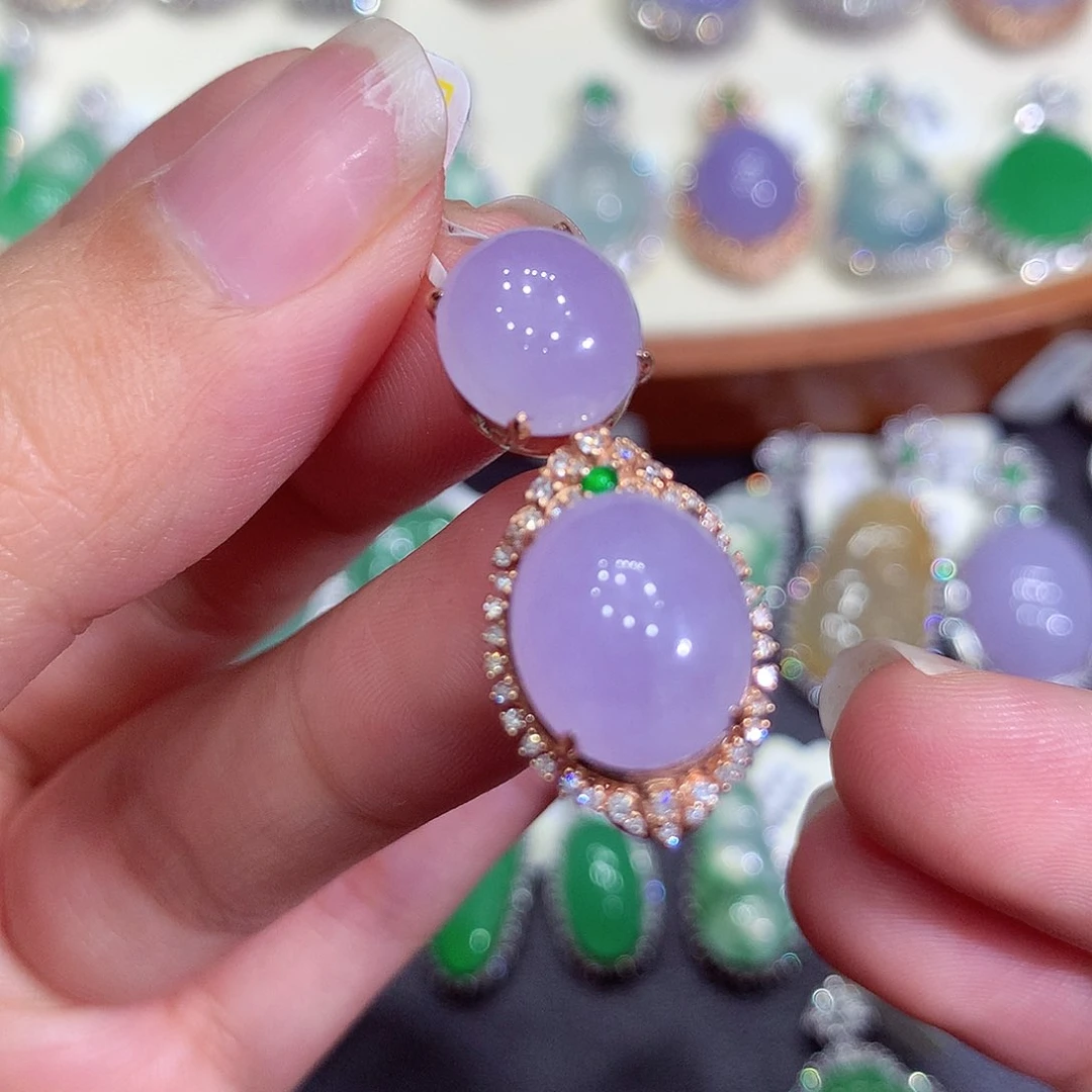 翡翠吊坠(不含链)18K金镶嵌