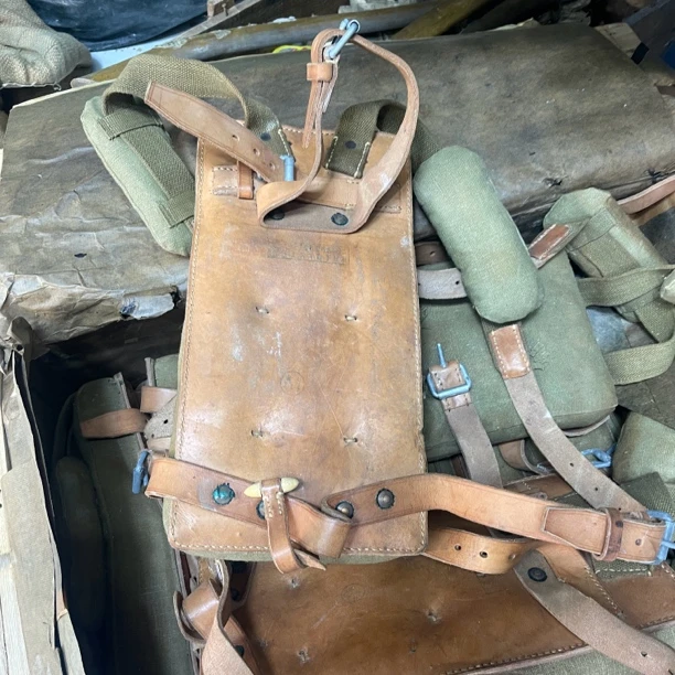 50年代牛皮背具加厚坐垫